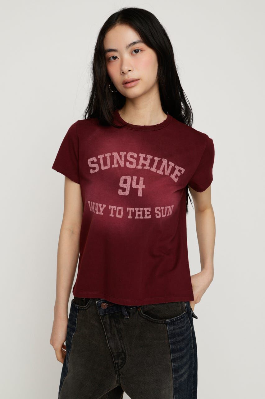 SLY「SPRAY OVER LOGO Tシャツ」|Tシャツ・カットソー|D/RED3