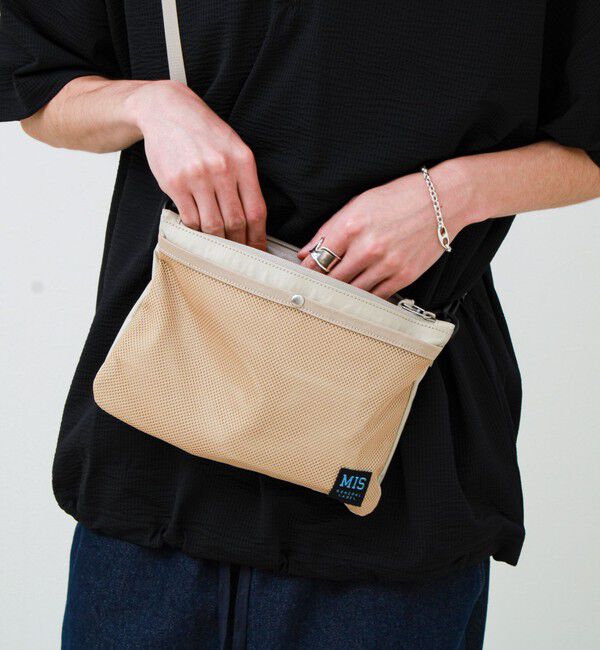GLOSTER「【MIS/エムアイエス】メッシュポケットサコッシュ」|ショルダー・メッセンジャー|
