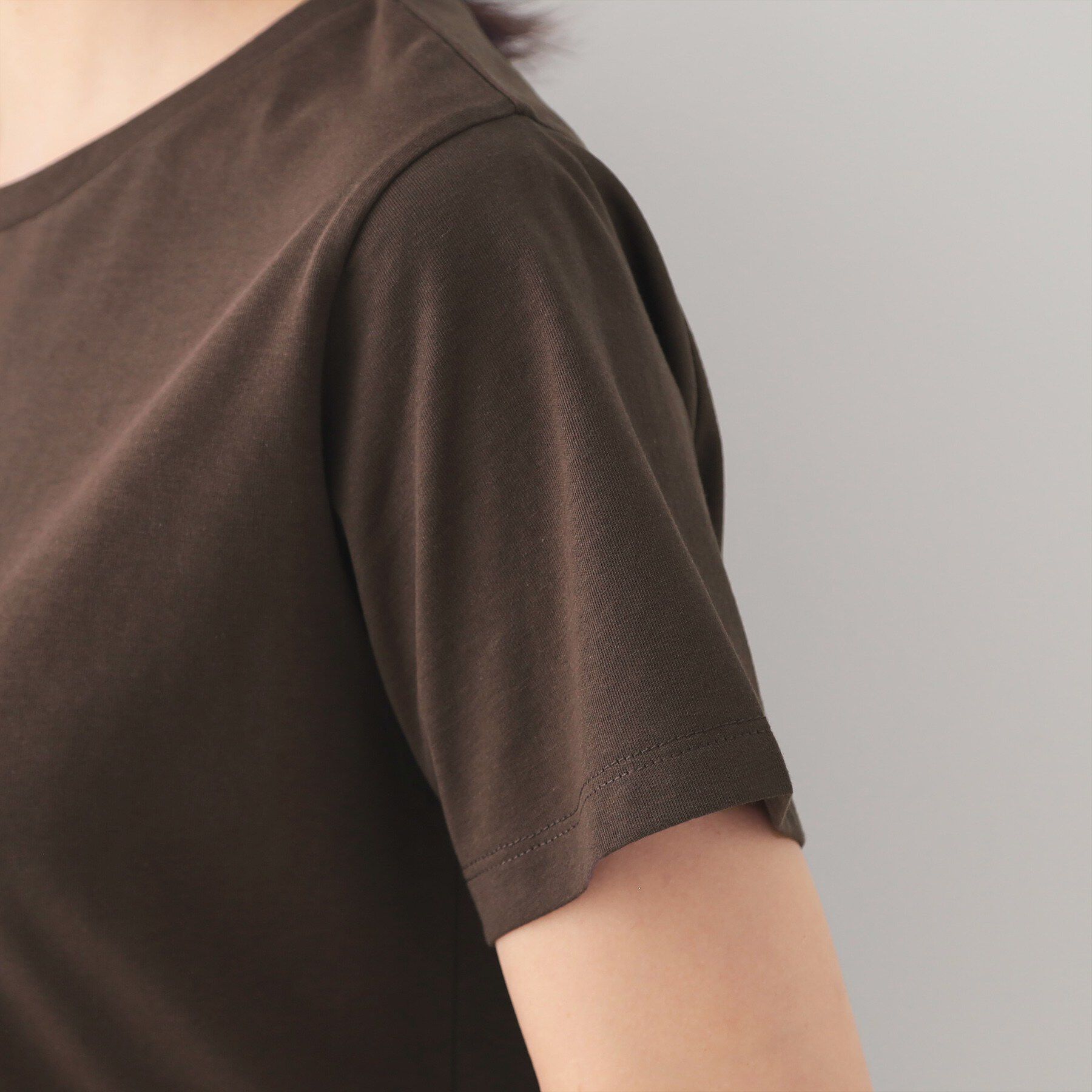 index「【接触冷感／UVケア】裾レースロゴTシャツ《洗濯機OK／S-3L》」|Tシャツ・カットソー|