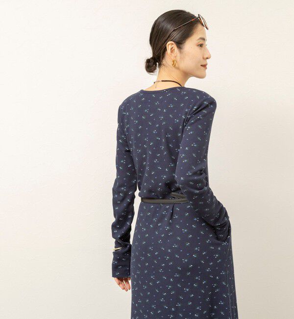 MAQWEL「【MAQWEL/マクウェル】Flower Waffleショルダーパッドワンピース」|ワンピース|