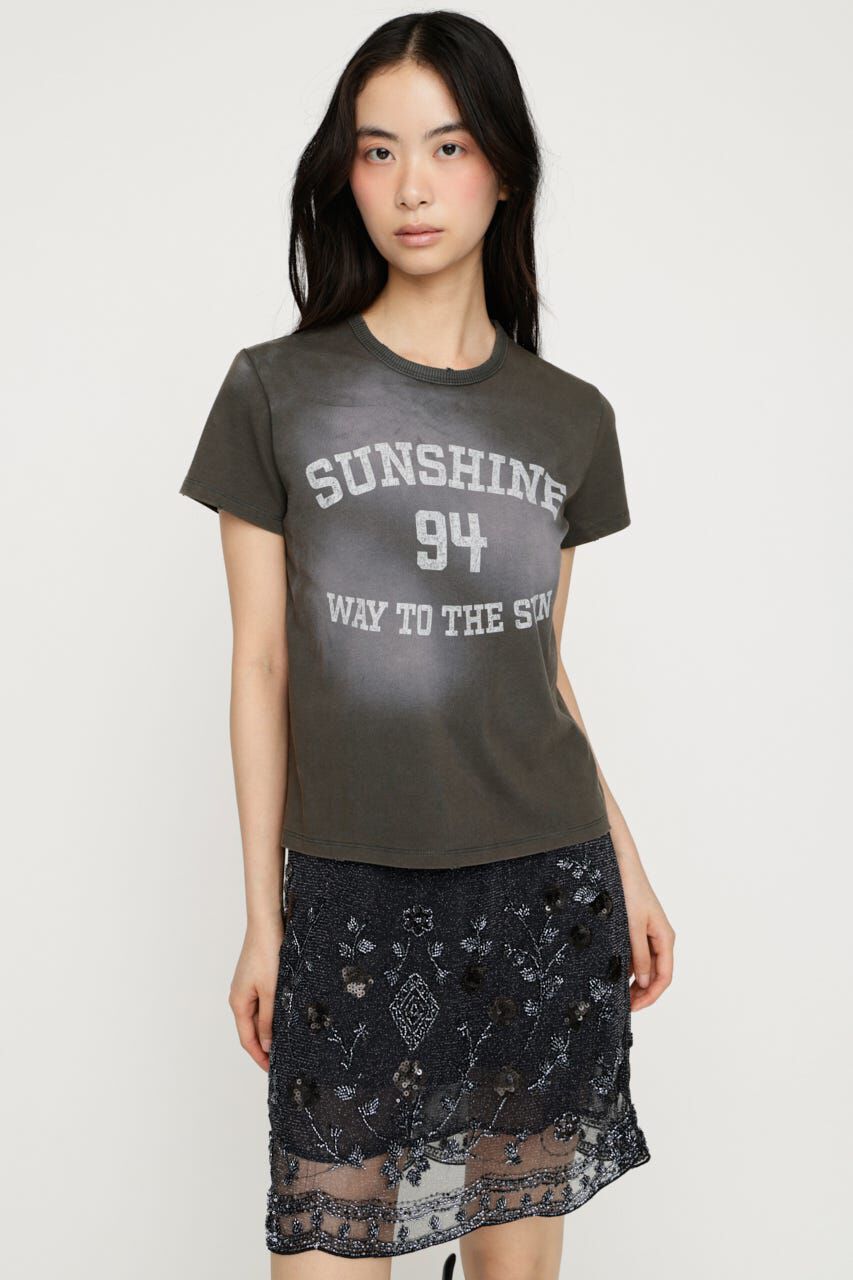 SLY「SPRAY OVER LOGO Tシャツ」|Tシャツ・カットソー|KHA