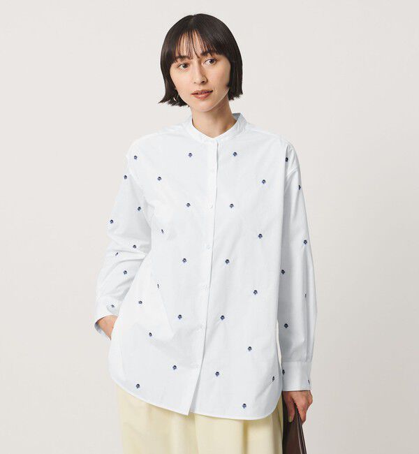 UNITED ARROWS「エンブロイダリーフラワー バンドカラー シャツ 26FW」|シャツ・ブラウス|OFF WHITE