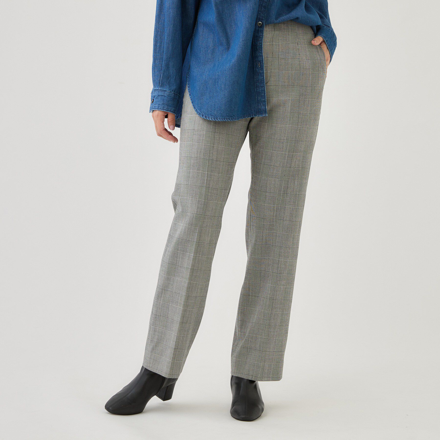 INDIVI「【新作！褒められパンツ／洗濯機OK】すっきりストレートパンツ」|その他|ブラック(219)