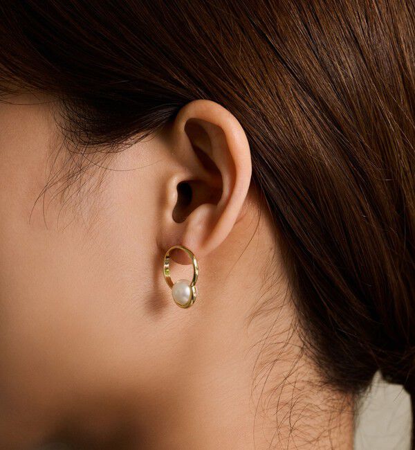 TOMORROWLAND GOODS「【別注】januka モチーフパールピアス」|ピアス|