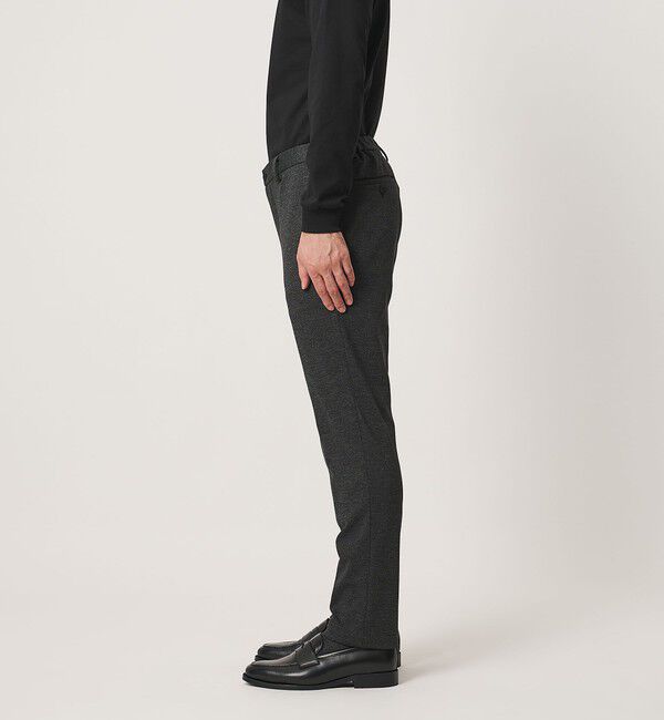 UNITED ARROWS「シャークスキン ノープリーツ テーパードスラックス UA COZY ウォッシャブル 2WAYストレッチ」|スラックス|
