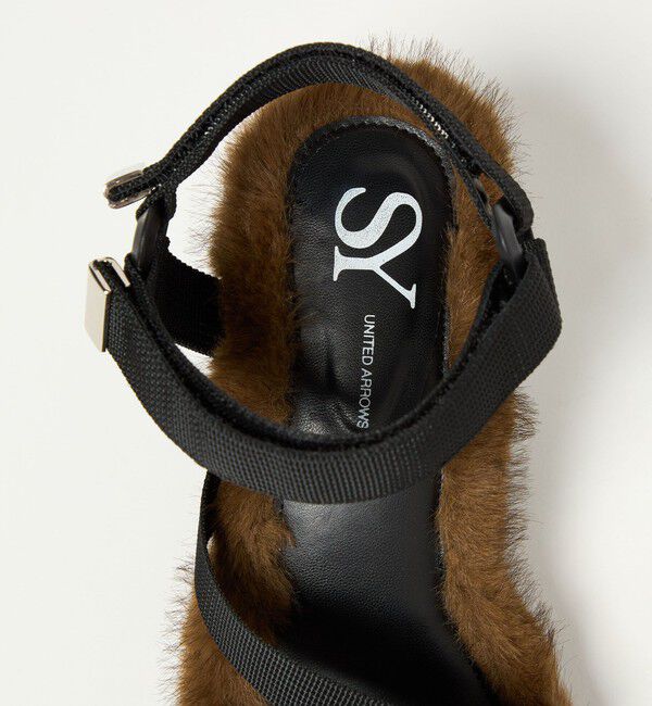 SY UNITED ARROWS「＜SY＞メタルヒール フェイクファー サンダル50&uarr;」|サンダル|