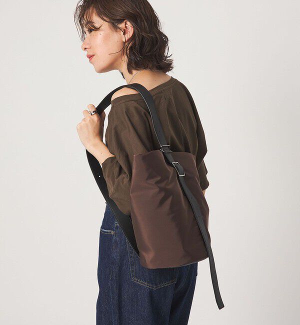UNITED ARROWS green label relaxing「＜スタイリスト 兵藤千尋さんコラボ・PARTE＞2WAY バケットバッグ 撥水」|ショルダー・メッセンジャー|DK.BROWN