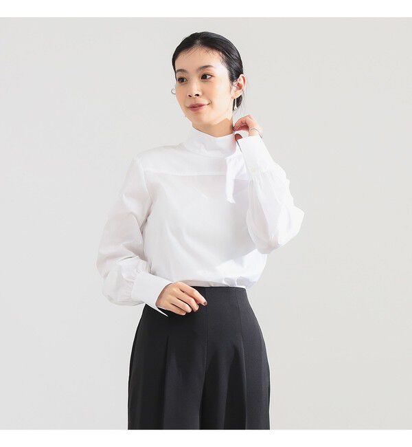 Demi-Luxe BEAMS 「AK+1 / シャンブレー ハイネック ブラウス」|シャツ・ブラウス|