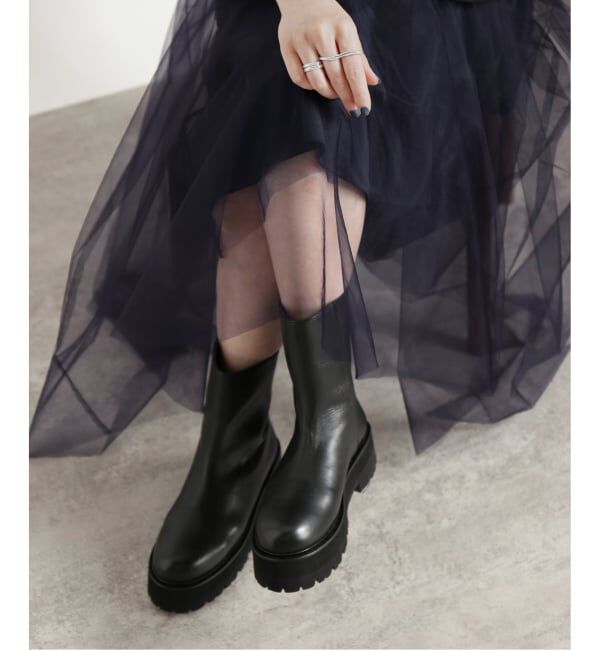 VERMEIL par iena「《追加予約》CAMINANDO カミナンド 別注 ウシロZIPブーツ」|ショートブーツ|