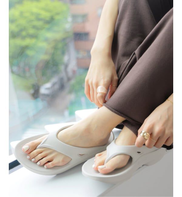 JOURNAL STANDARD relume「《追加》【OOFOS/ウーフォス】OOriginal：サンダル」|サンダル|ホワイト B