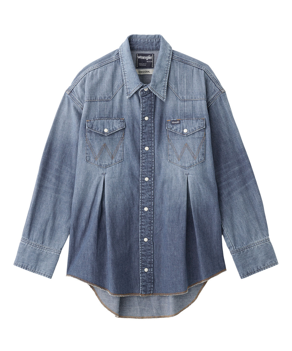 COCO DEAL「《COCO DEAL/Wrangler》ウエストタックデニムシャツ」|シャツ・ブラウス|ライトブルー