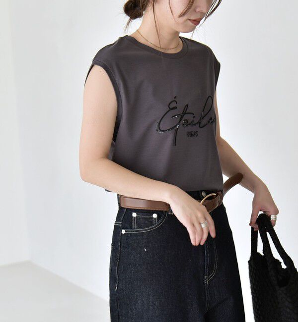 quaranciel「quaranciel:〈洗濯機可能〉スパンコール ロゴ 刺繍 フレンチスリーブ TEE」|Tシャツ・カットソー|