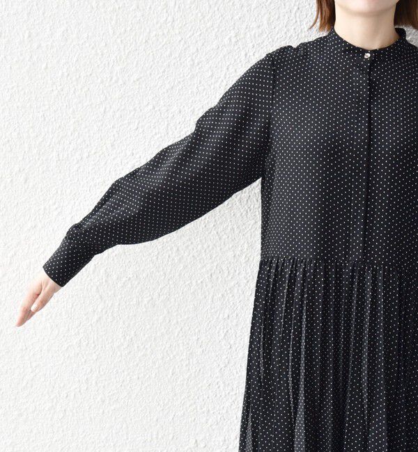 SHIPS any「〈手洗い可能〉ドット バンドカラー プリーツ ロング ワンピース」|ワンピース|