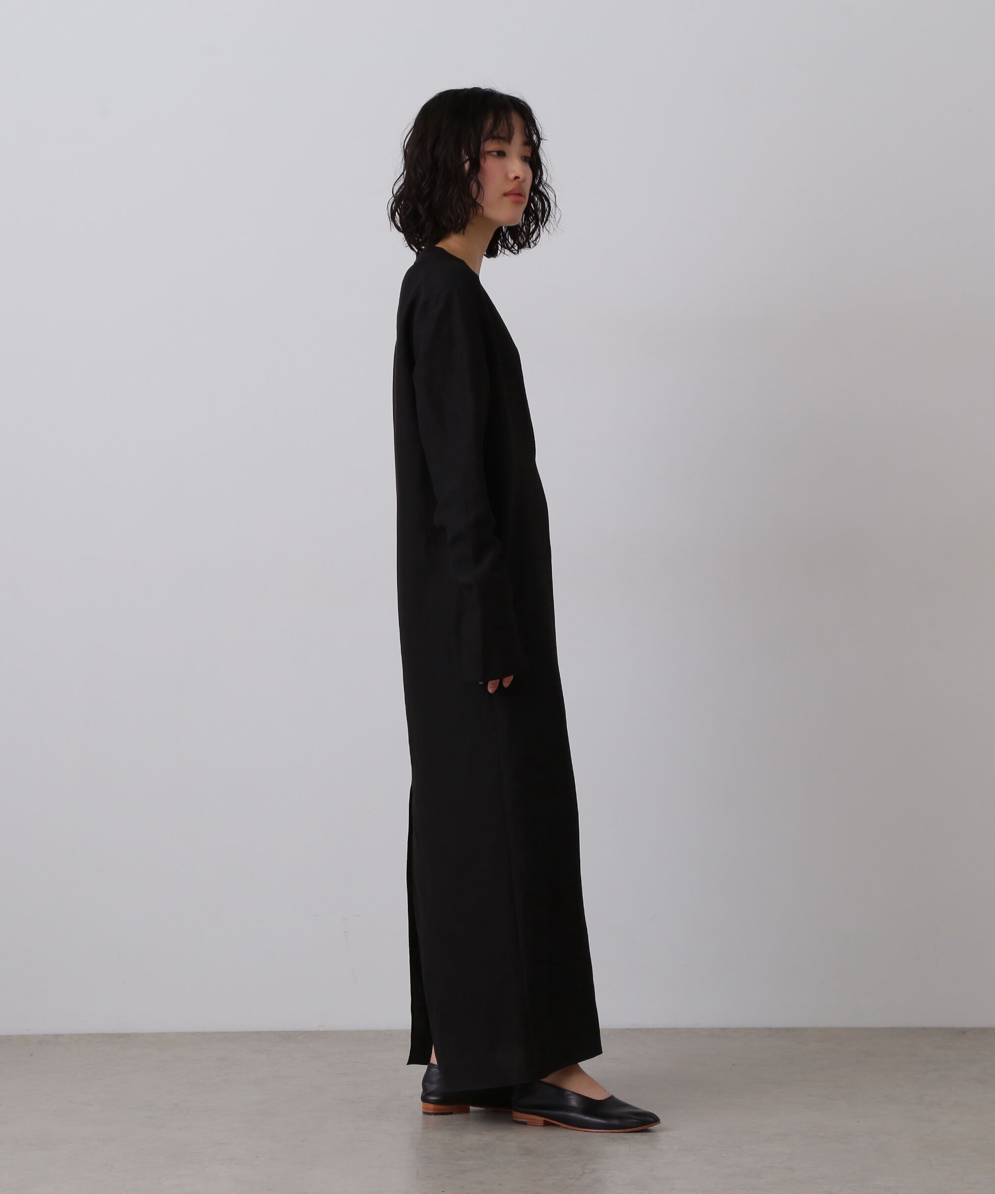 YLEVE 「YLEVE / TENCEL LINEN V NECK ONE PIECE」|ワンピース|