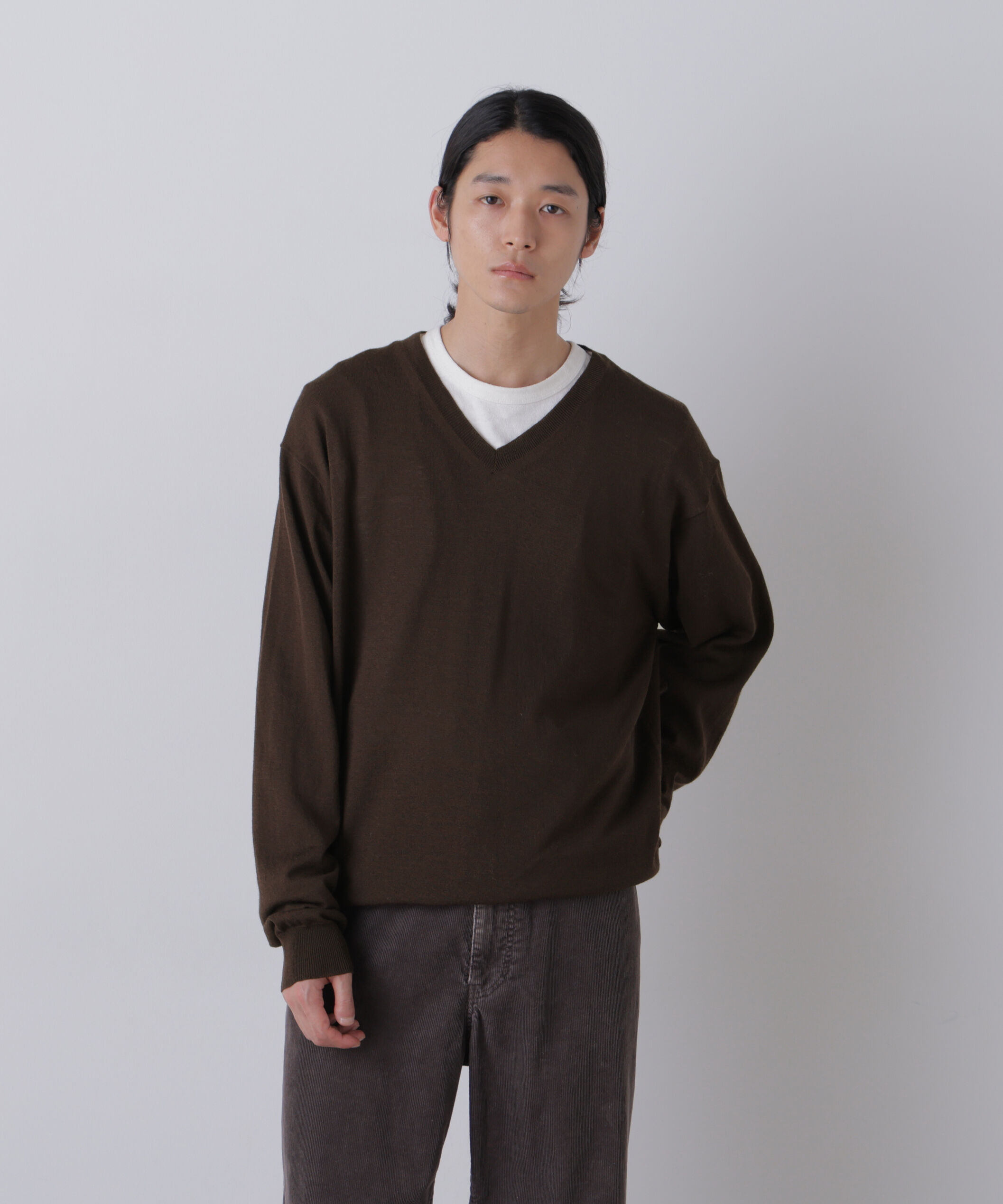 YLEVE 「YLEVE / HIGH TWIST FINE WOOL V-NECK PULLOVER」|ニット・セーター|DARK BROWN2