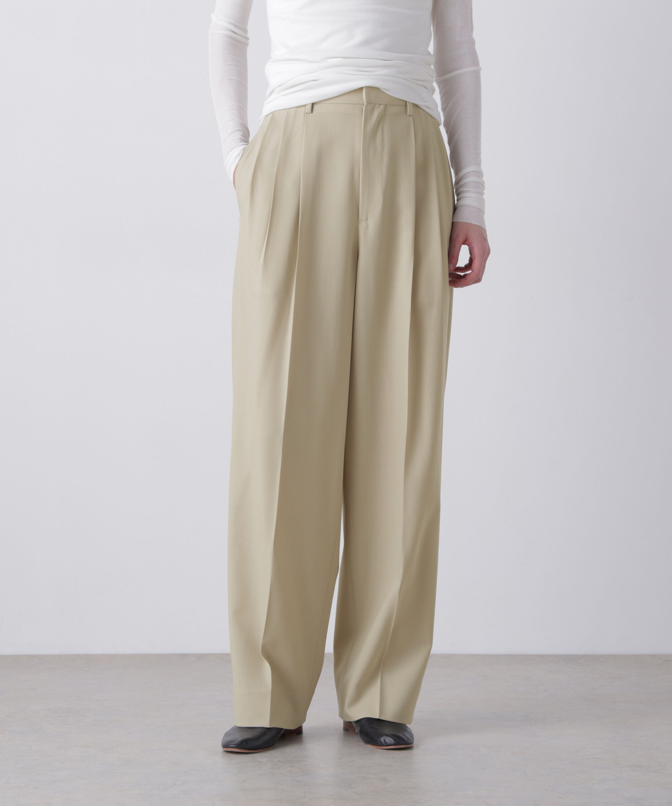 YLEVE 「YLEVE / 2/72 SUPER 100&rsquo;s WOOL HIGH-TWIST VOILE TROUSERS」|その他|