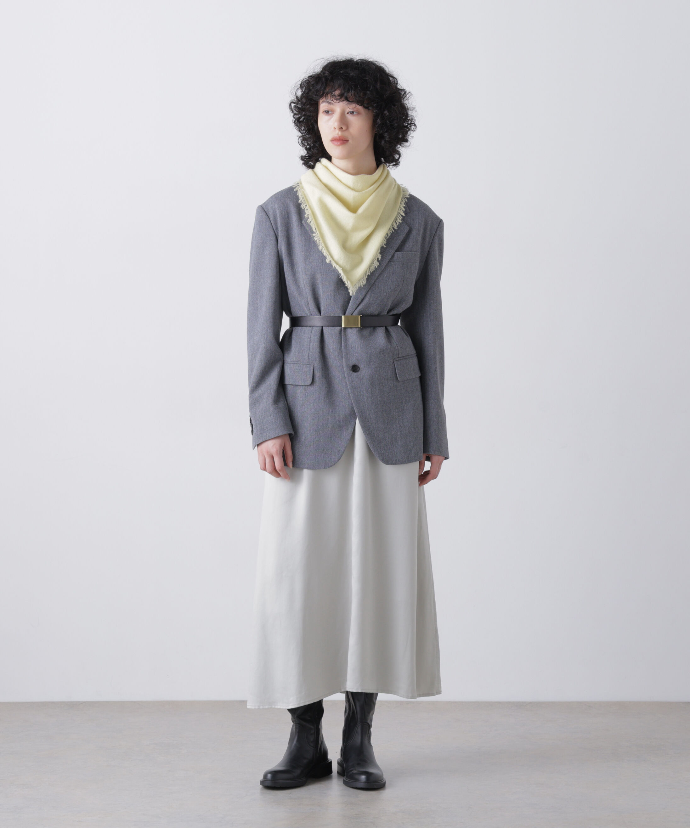 YLEVE 「YLEVE / CASHMERE KNIT TRIANGLE STOLE」|マフラー|