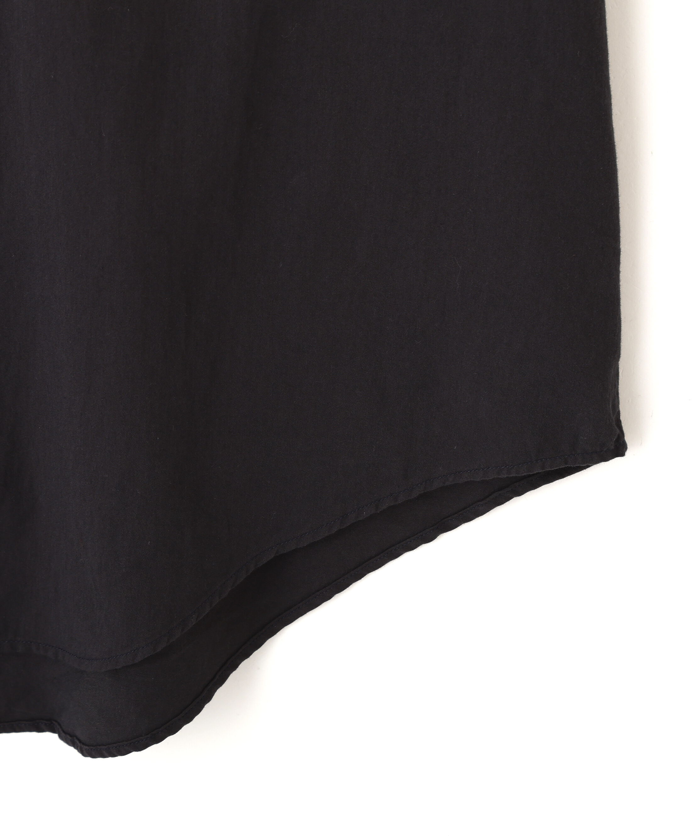 YLEVE 「Ｙ /  [UNISEX] ORGANIC COTTON WASHER SATIN BD SHIRT」|シャツ・ブラウス|