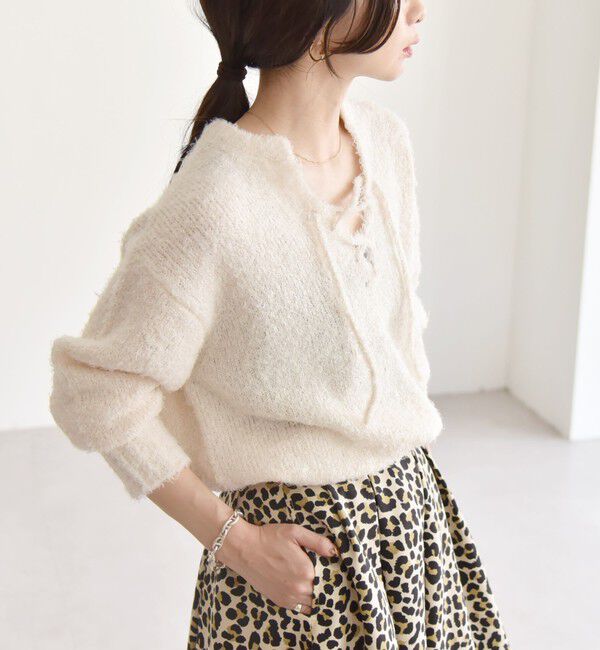 quaranciel「quaranciel:〈手洗い可能〉フェザーヤーン レースアップ ラメ スキッパー ニット」|ニット・セーター|