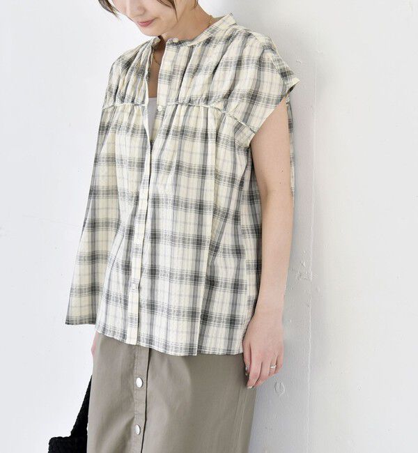 quaranciel「quaranciel:〈手洗い可能〉チェック ギャザー バンドカラー フレンチ シャツ」|シャツ・ブラウス|