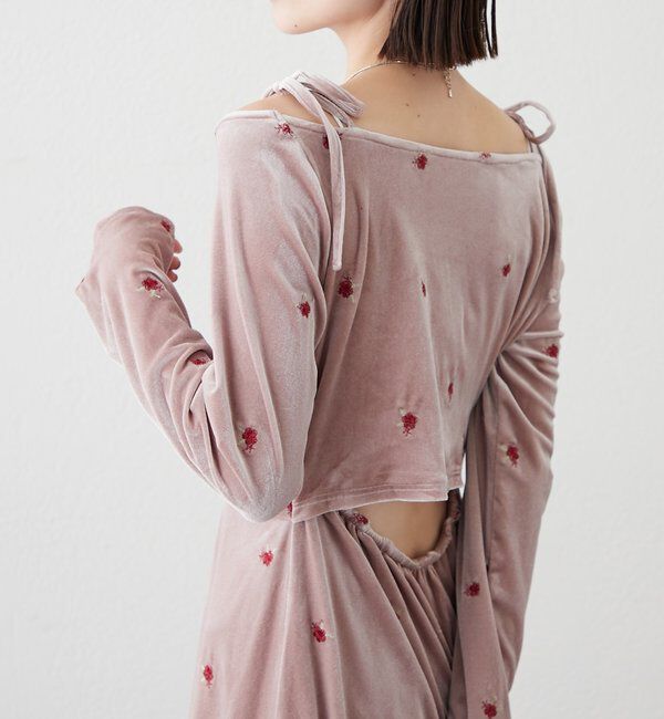  「《WEB限定》26AWフラワーベロアワンピース」|ワンピース|