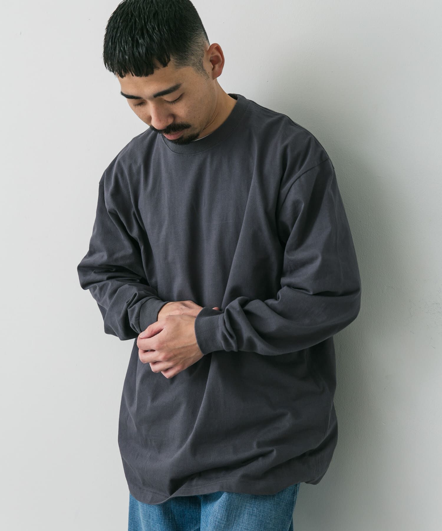 URBAN RESEARCH DOORS「『別注』HANES&times;DOORS　BEEFY-T DOORS FIT LONG-SLEEVE」|Tシャツ・カットソー|