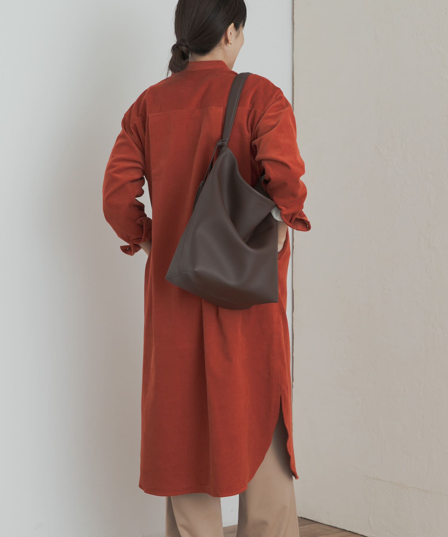 URBAN RESEARCH DOORS「『WEB/一部店舗限定カラー』『UR TECH』コーデュロイシャツワンピース」|ワンピース|