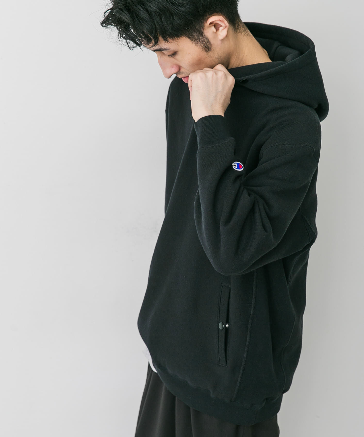 URBAN RESEARCH DOORS「『別注』Champion&times;DOORS　RW HALF SNAP PARKA」|パーカー|