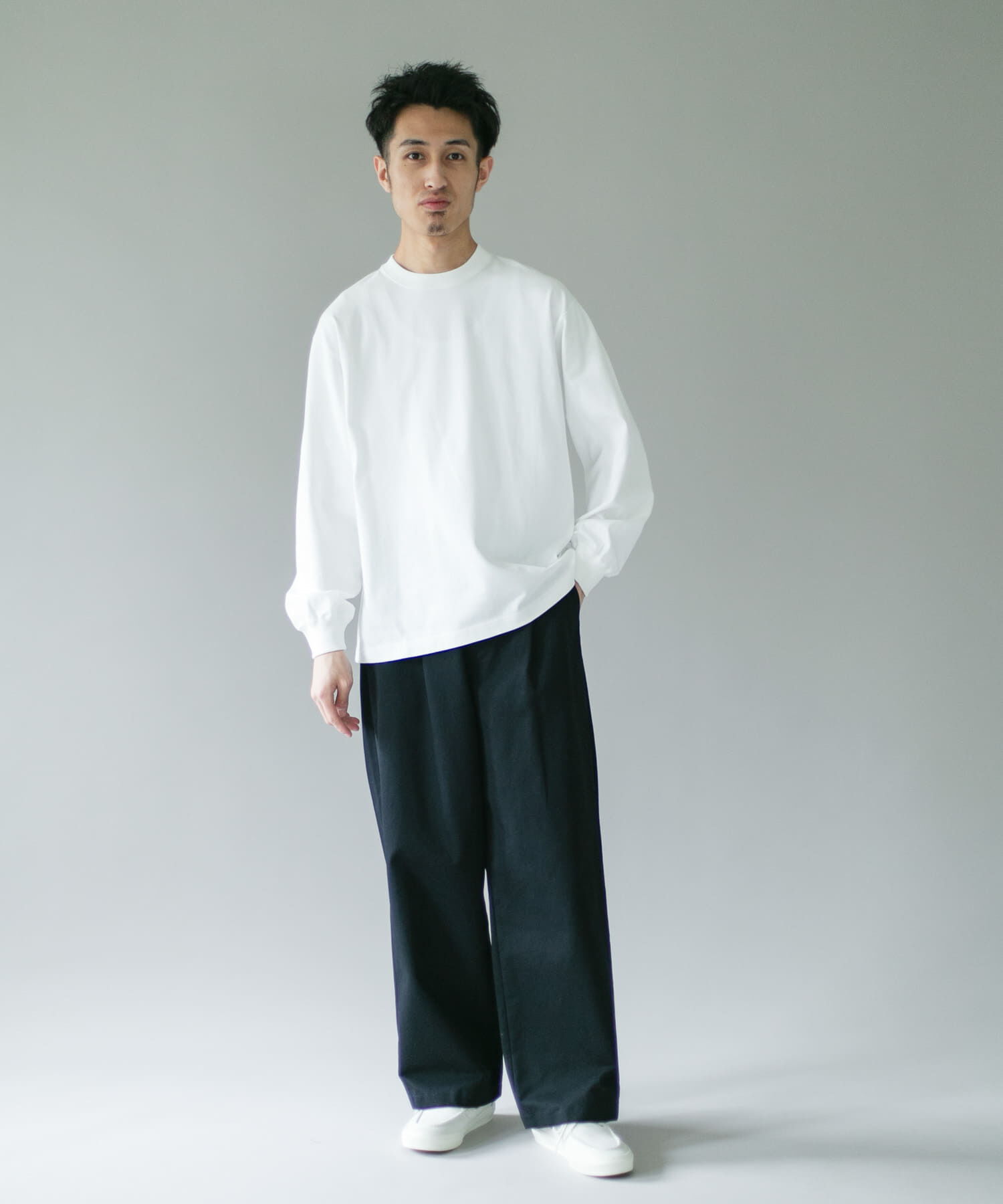 URBAN RESEARCH DOORS「1タックワイドストレートチノパンツ 26AW」|その他|