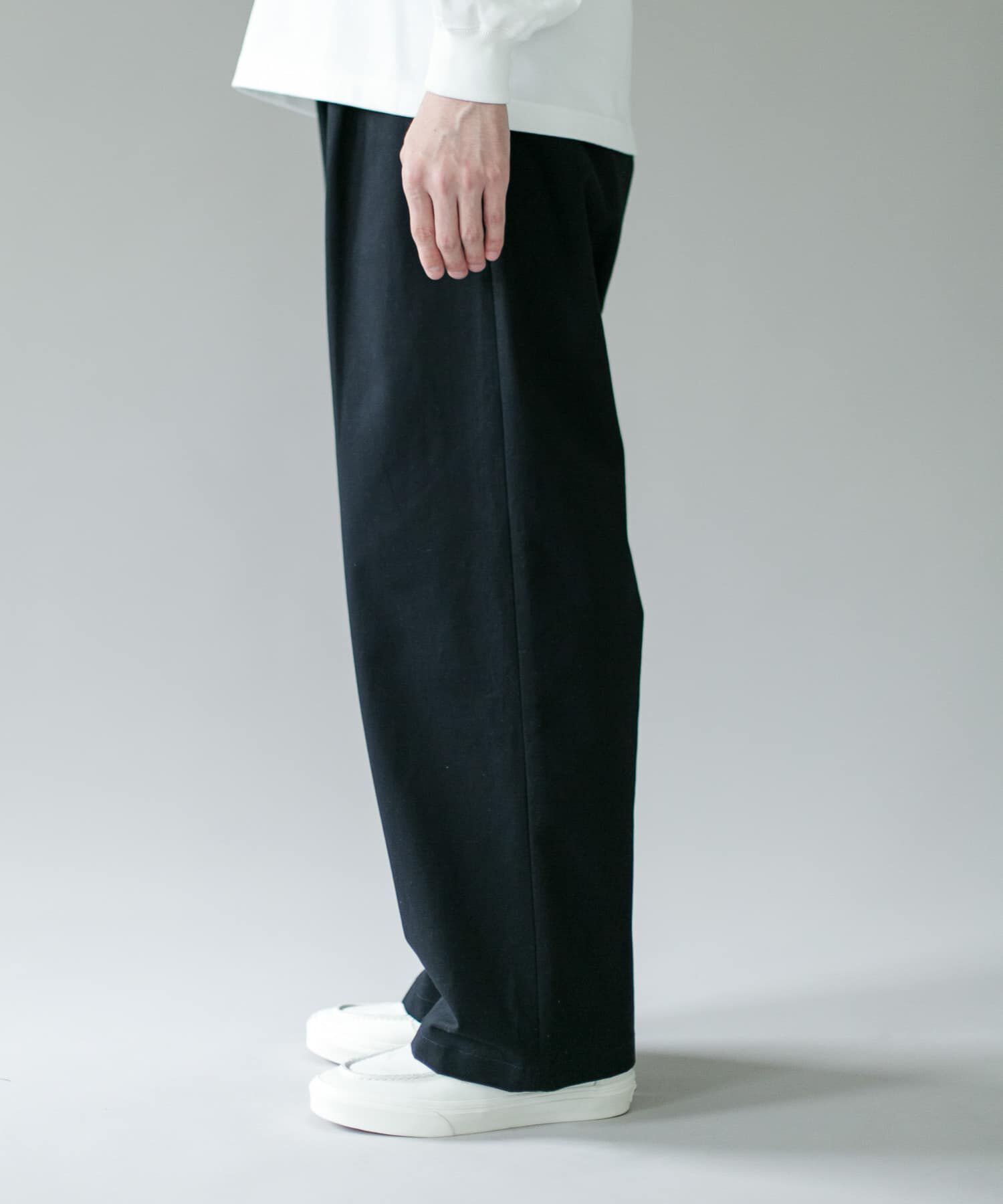 URBAN RESEARCH DOORS「1タックワイドストレートチノパンツ 26AW」|その他|