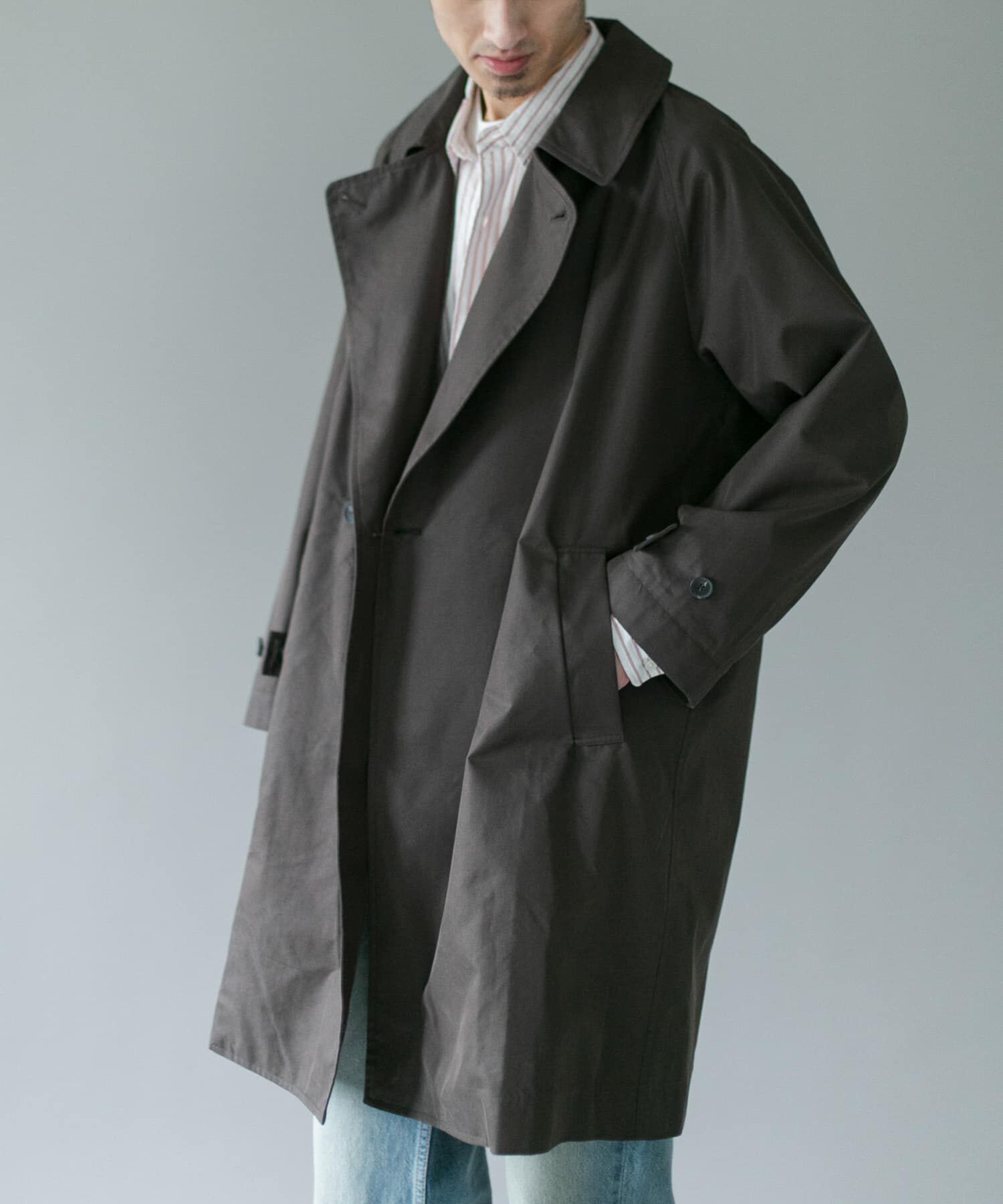 URBAN RESEARCH DOORS「TCツイル オーバーフィット トレンチコート 26AW」|トレンチコート|