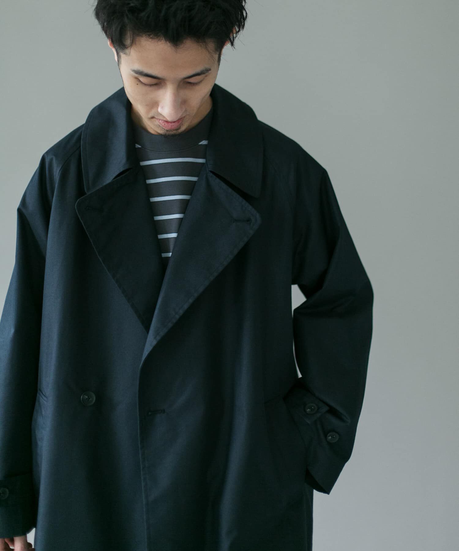 URBAN RESEARCH DOORS「TCツイル オーバーフィット トレンチコート 26AW」|トレンチコート|