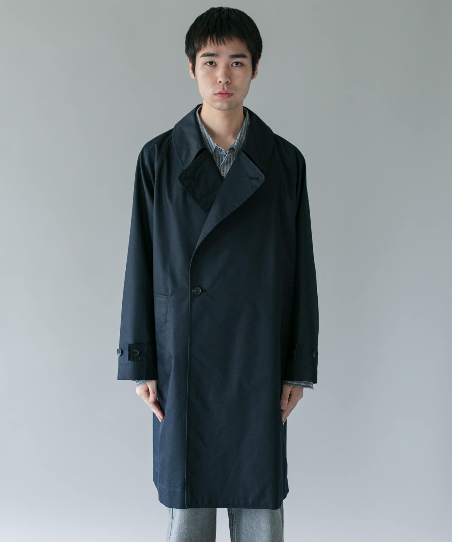 URBAN RESEARCH DOORS「TCツイル オーバーフィット トレンチコート 26AW」|トレンチコート|