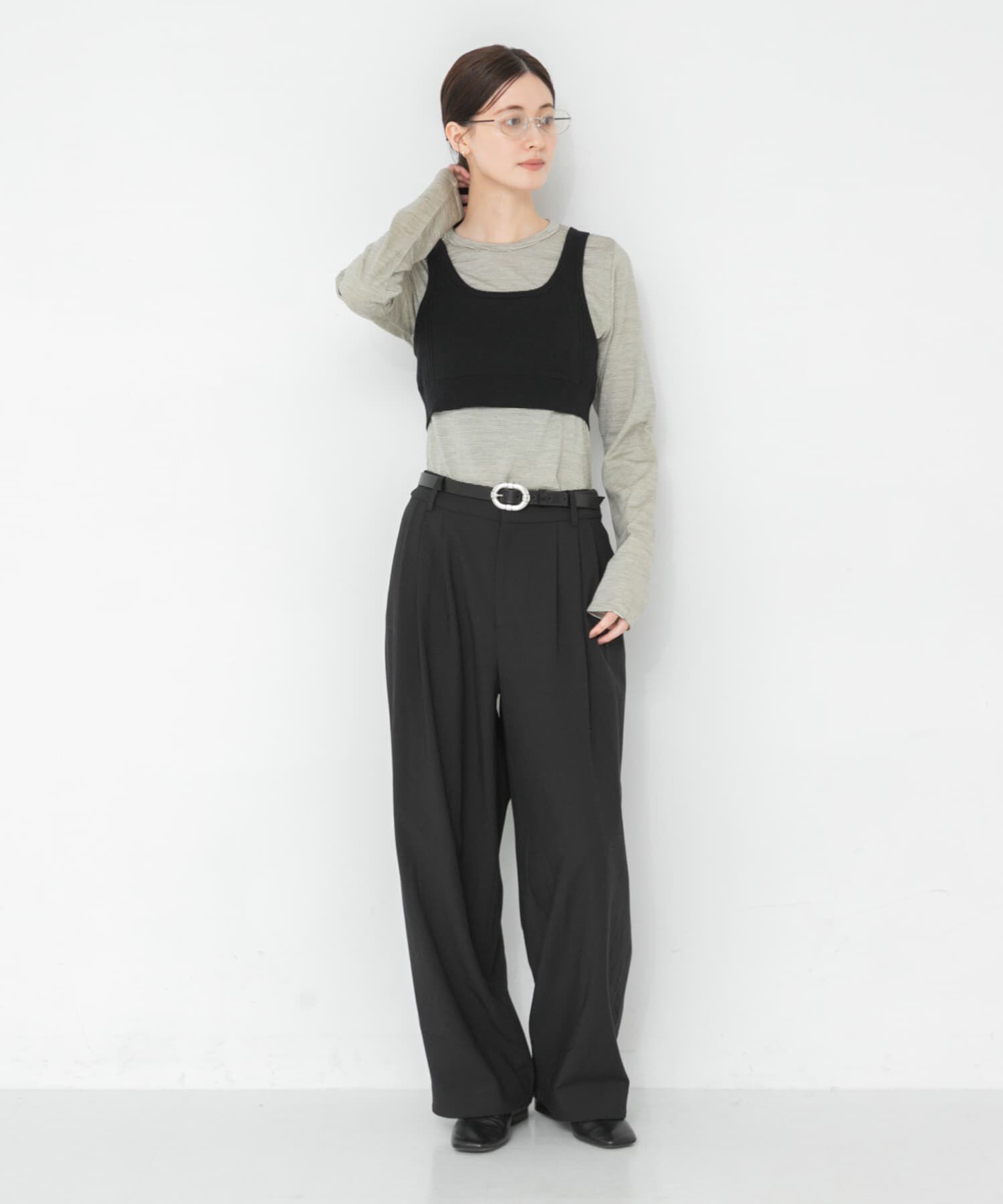 URBAN RESEARCH「『4サイズ展開』スリータックワイドパンツ」|その他|