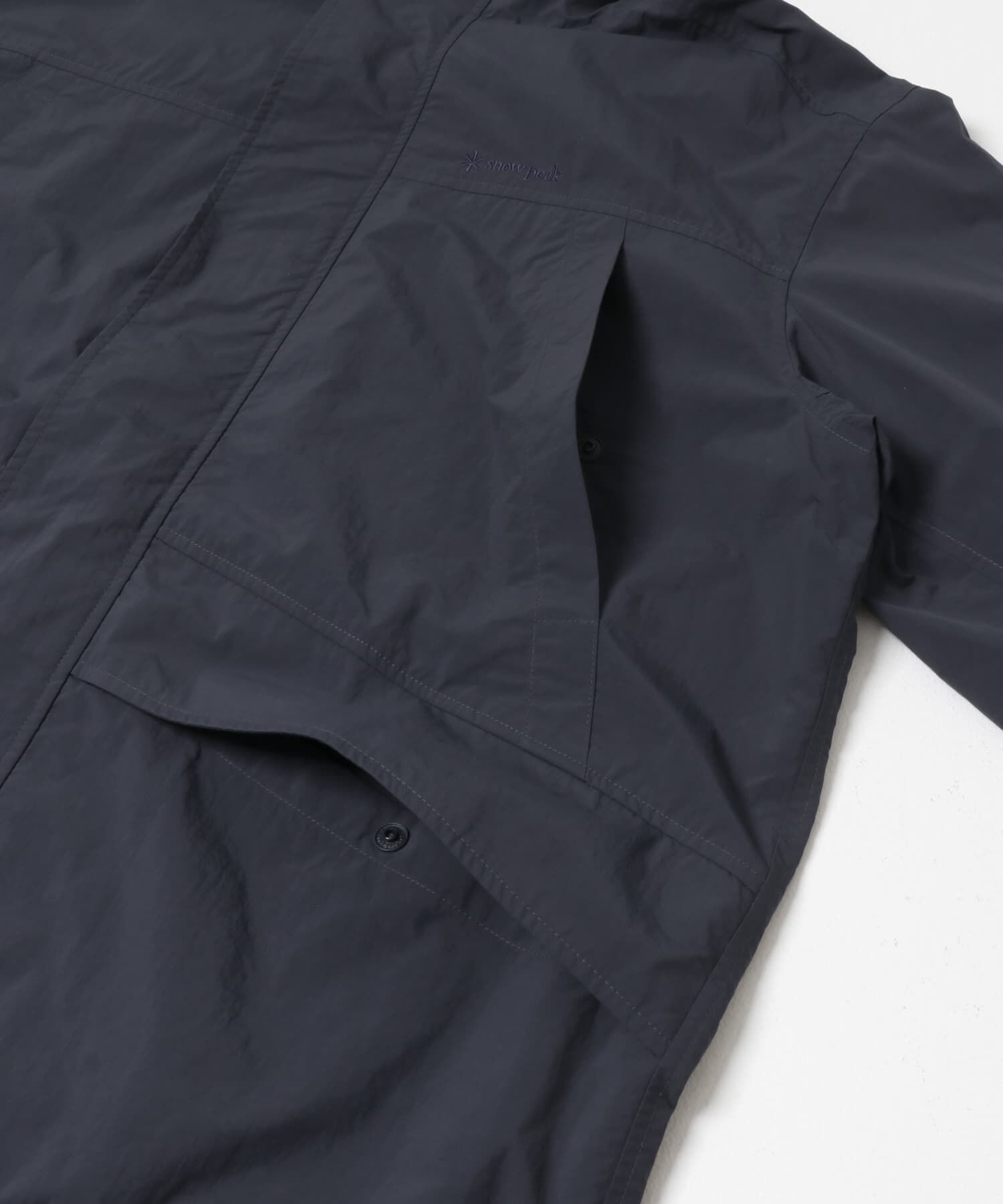 URBAN RESEARCH DOORS「『別注』Snow Peak Apparel&times;DOORS　NYLON TUSSAH PARKA 26AW」|ノーカラーコート|