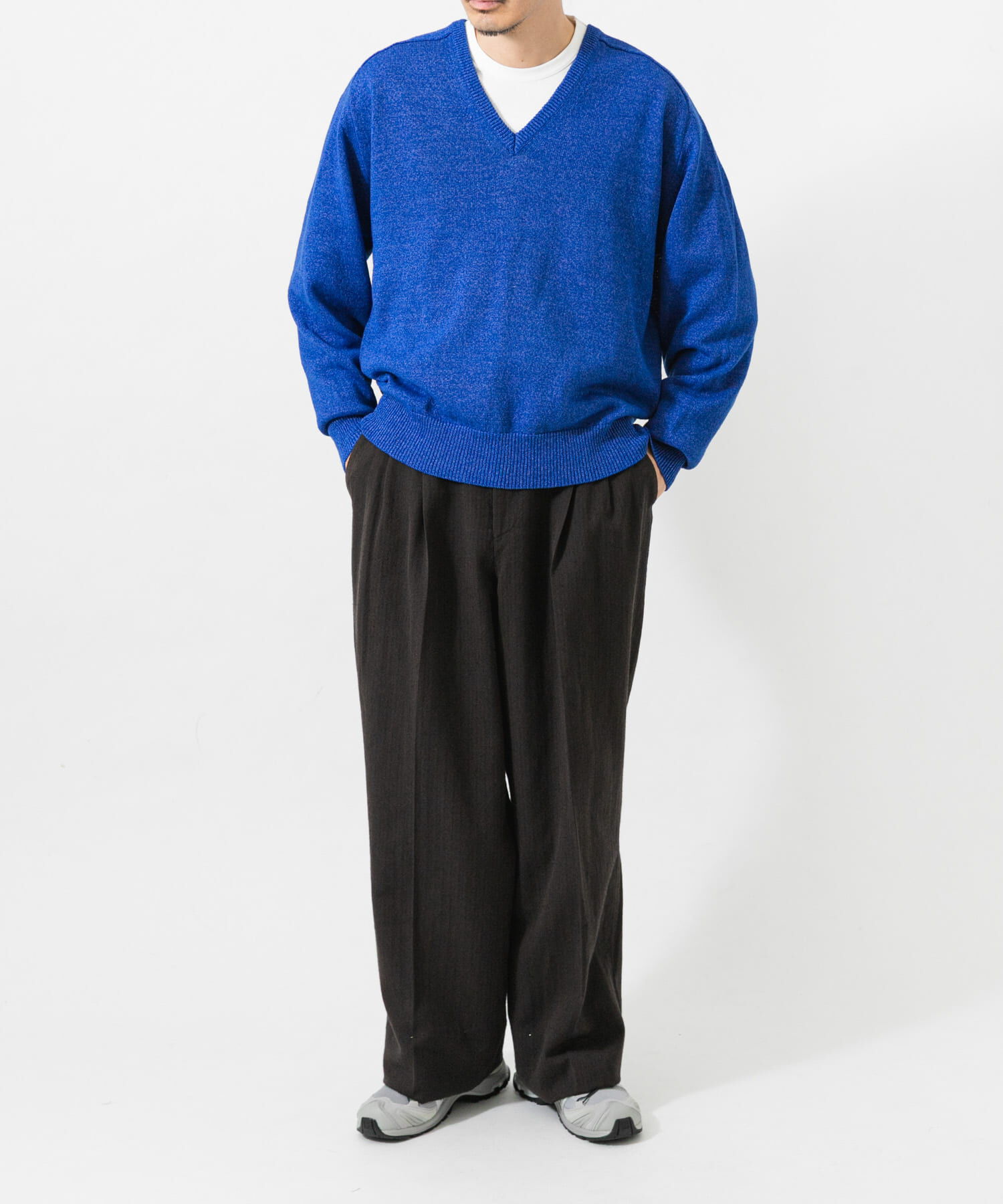 URBAN RESEARCH「new basic　WASHI WOOL V-NECK KNIT」|ニット・セーター|