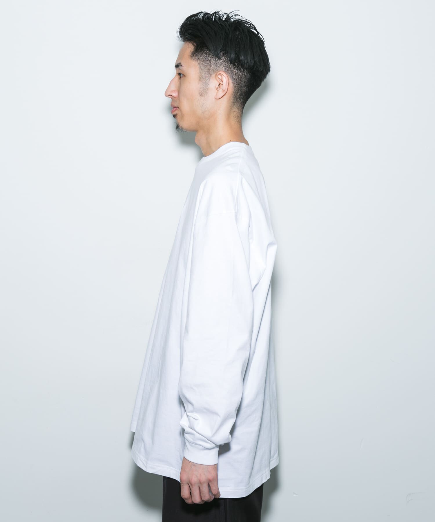 URBAN RESEARCH DOORS「『別注』HANES&times;DOORS　BEEFY-T DOORS FIT LONG-SLEEVE」|Tシャツ・カットソー|