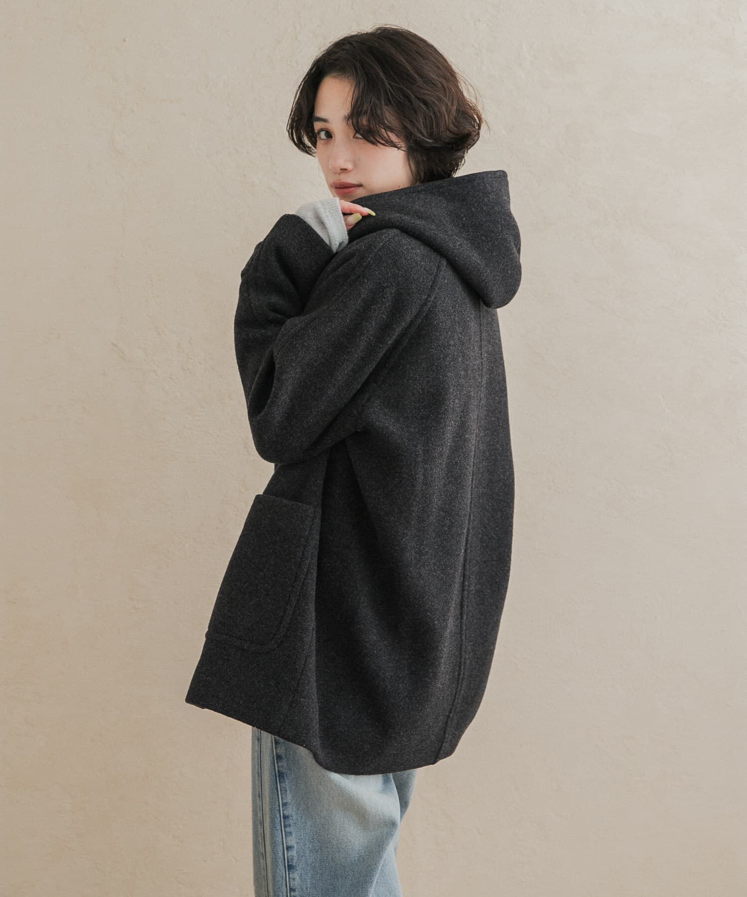 URBAN RESEARCH DOORS「エアリーウールフードコート 26AW」|ノーカラーコート|