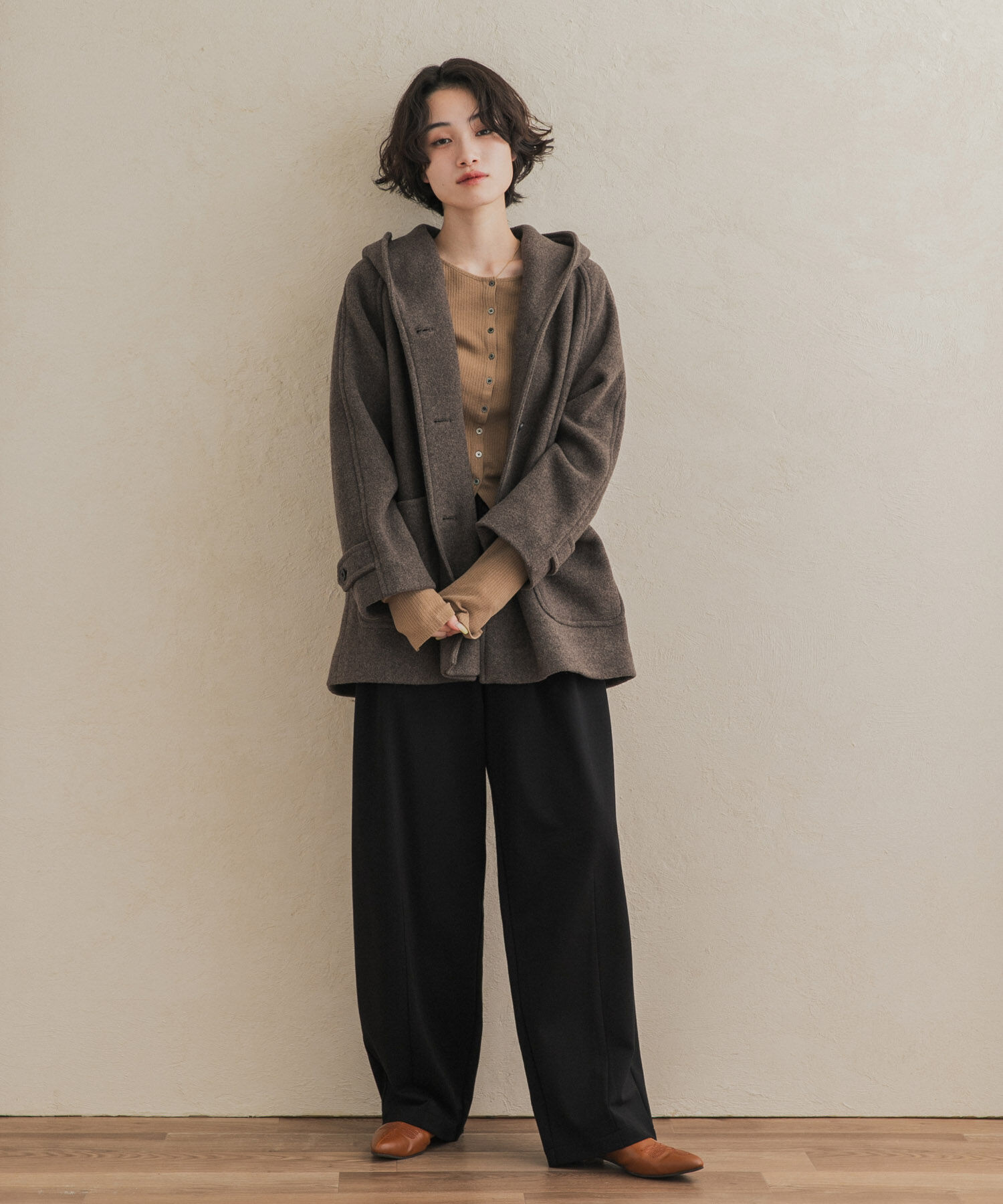 URBAN RESEARCH DOORS「エアリーウールフードコート 26AW」|ノーカラーコート|