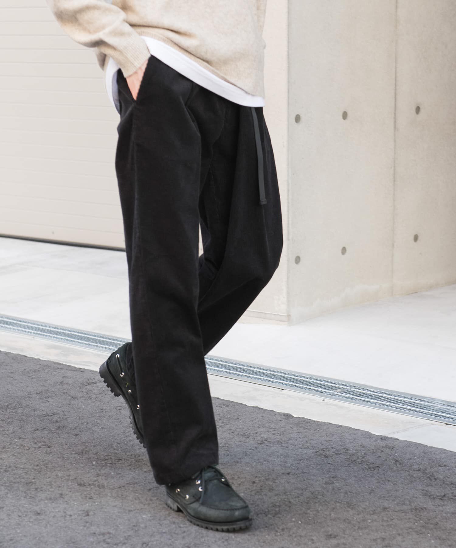 URBAN RESEARCH DOORS「『WEB限定』ウェビングベルトコーデュロイトラウザー 26AW」|その他|