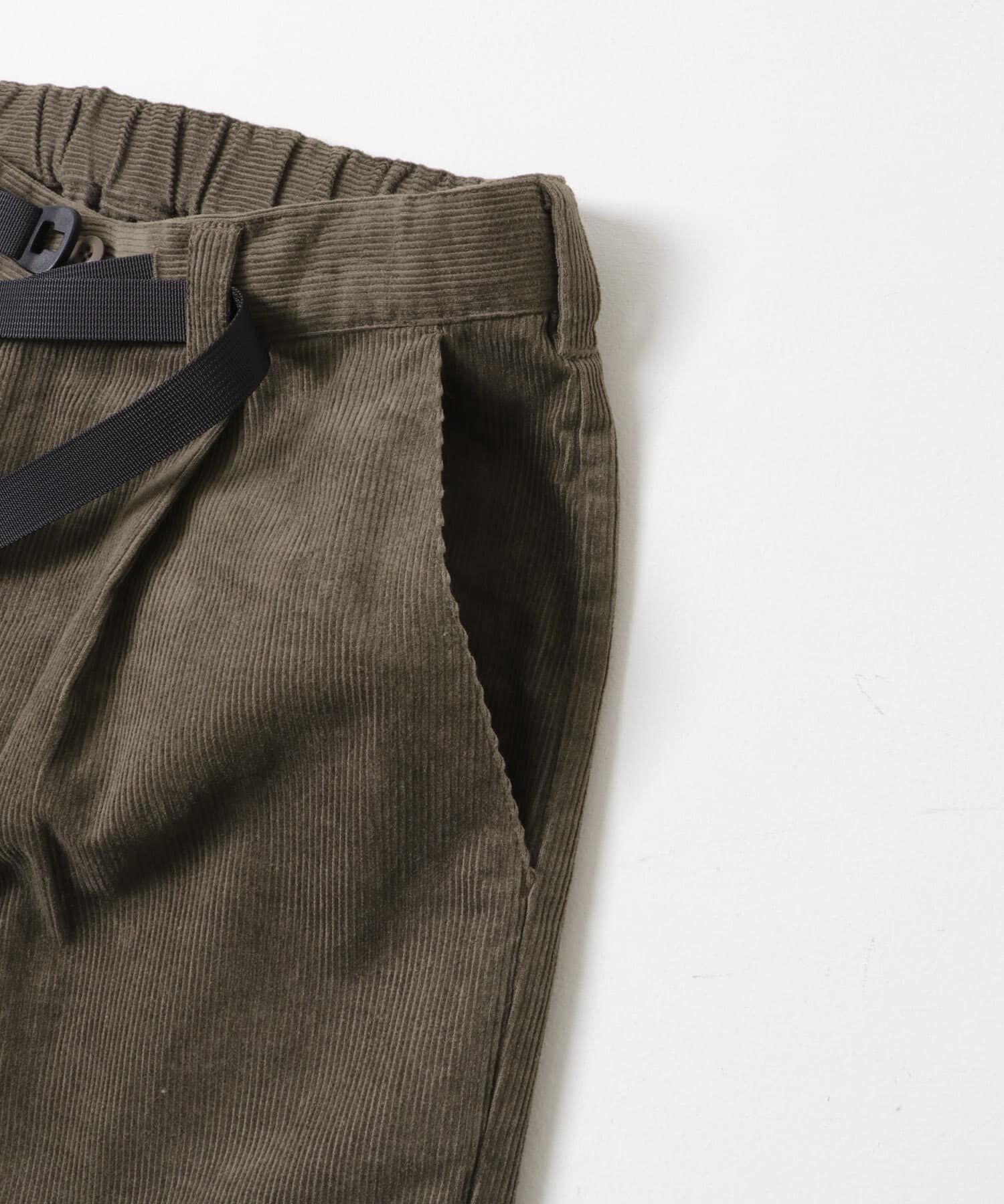 URBAN RESEARCH DOORS「『WEB限定』ウェビングベルトコーデュロイトラウザー 26AW」|その他|