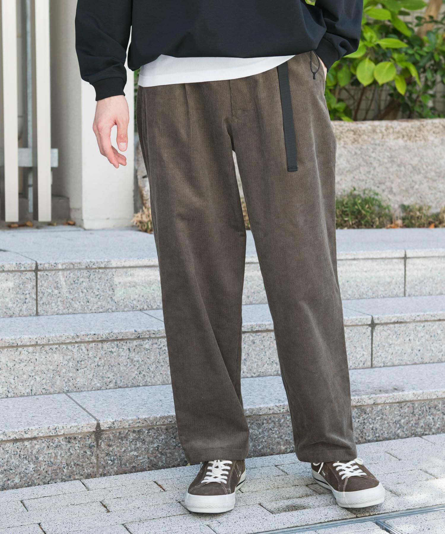URBAN RESEARCH DOORS「『WEB限定』ウェビングベルトコーデュロイトラウザー 26AW」|その他|