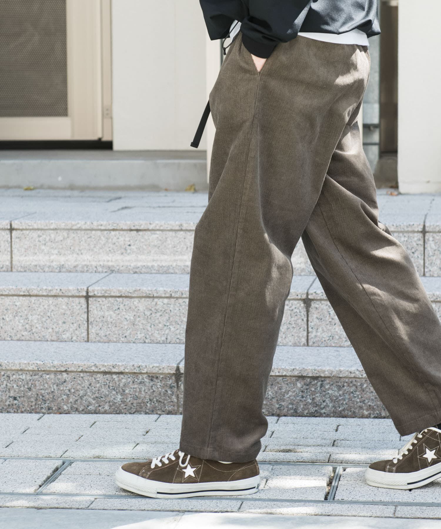 URBAN RESEARCH DOORS「『WEB限定』ウェビングベルトコーデュロイトラウザー 26AW」|その他|