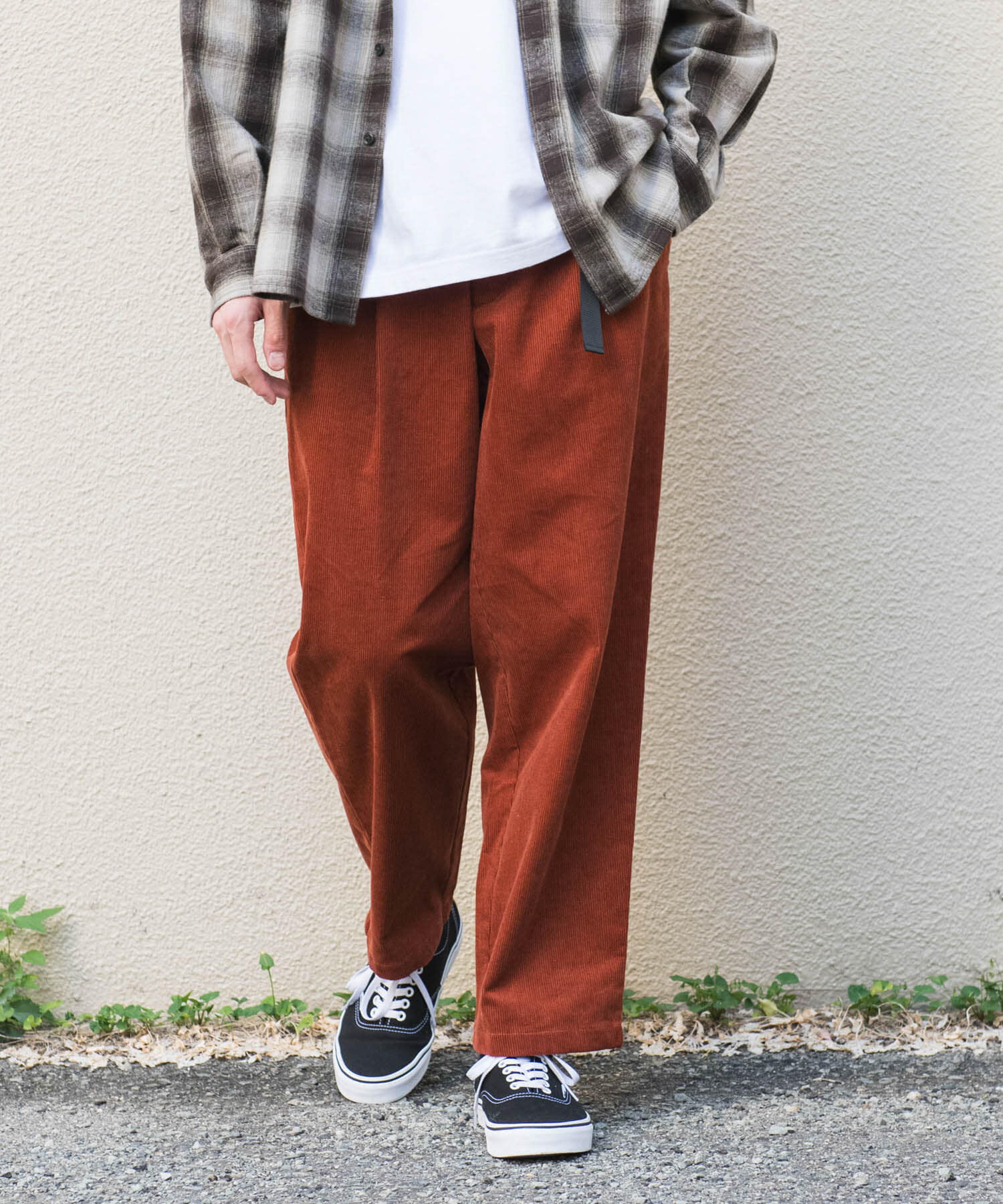 URBAN RESEARCH DOORS「『WEB限定』ウェビングベルトコーデュロイトラウザー 26AW」|その他|オレンジ