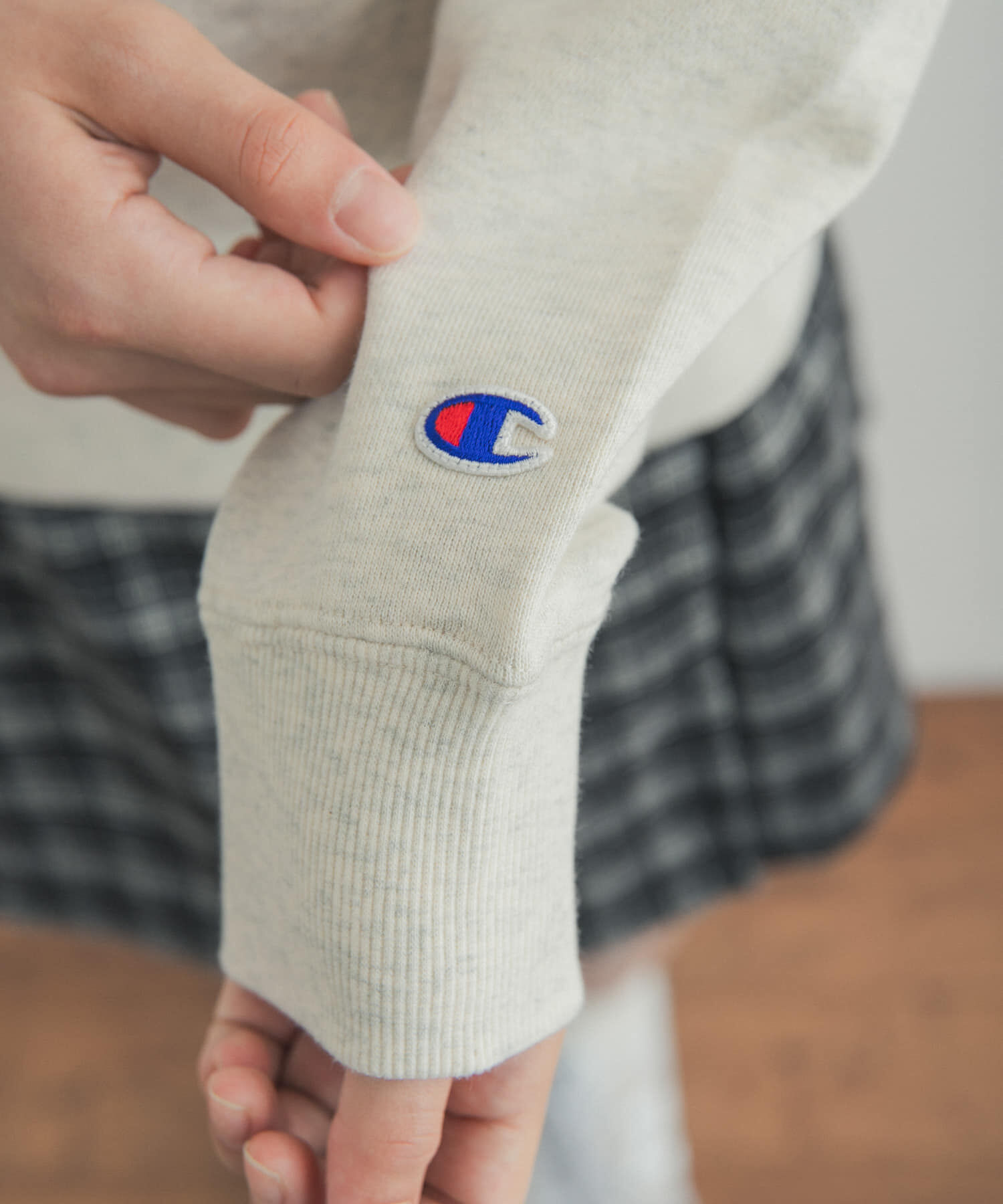 URBAN RESEARCH DOORS「『150サイズ』『別注』Champion&times;DOORS　フロッキープリント SWEATSHIRTS(KIDS)」|その他|