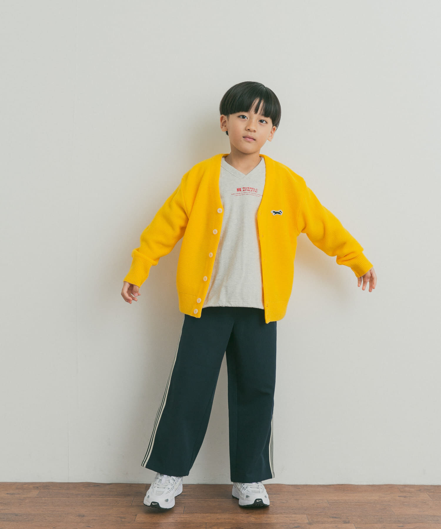 URBAN RESEARCH DOORS「『WEB/一部店舗限定ｶﾗｰ』『別注』PENNEYS&times;DOORS THE FOX Vﾈｯｸｶｰﾃﾞｨｶ」|ニット・セーター|