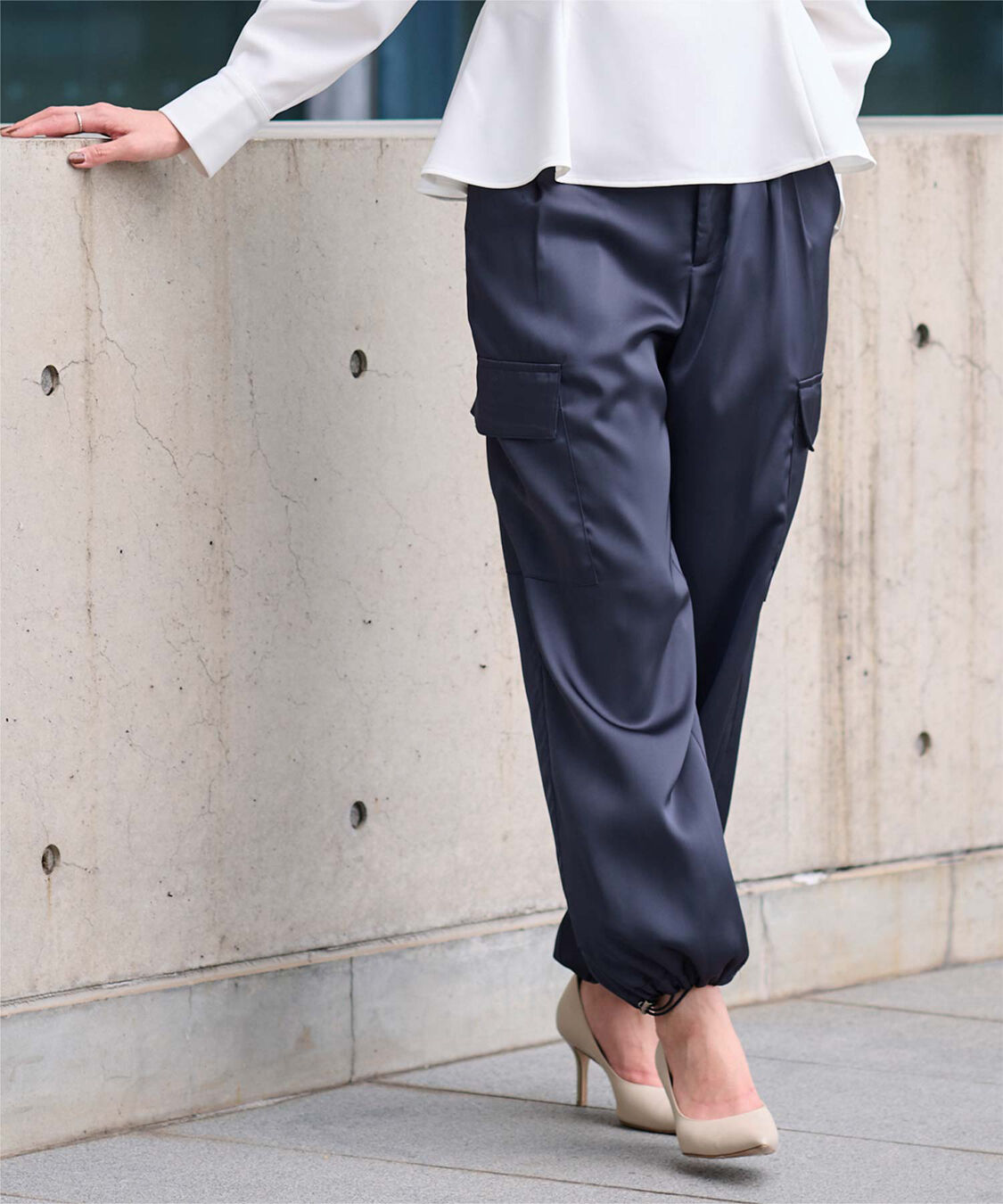 ur's「サテンパラシュートパンツ」|カーゴ|