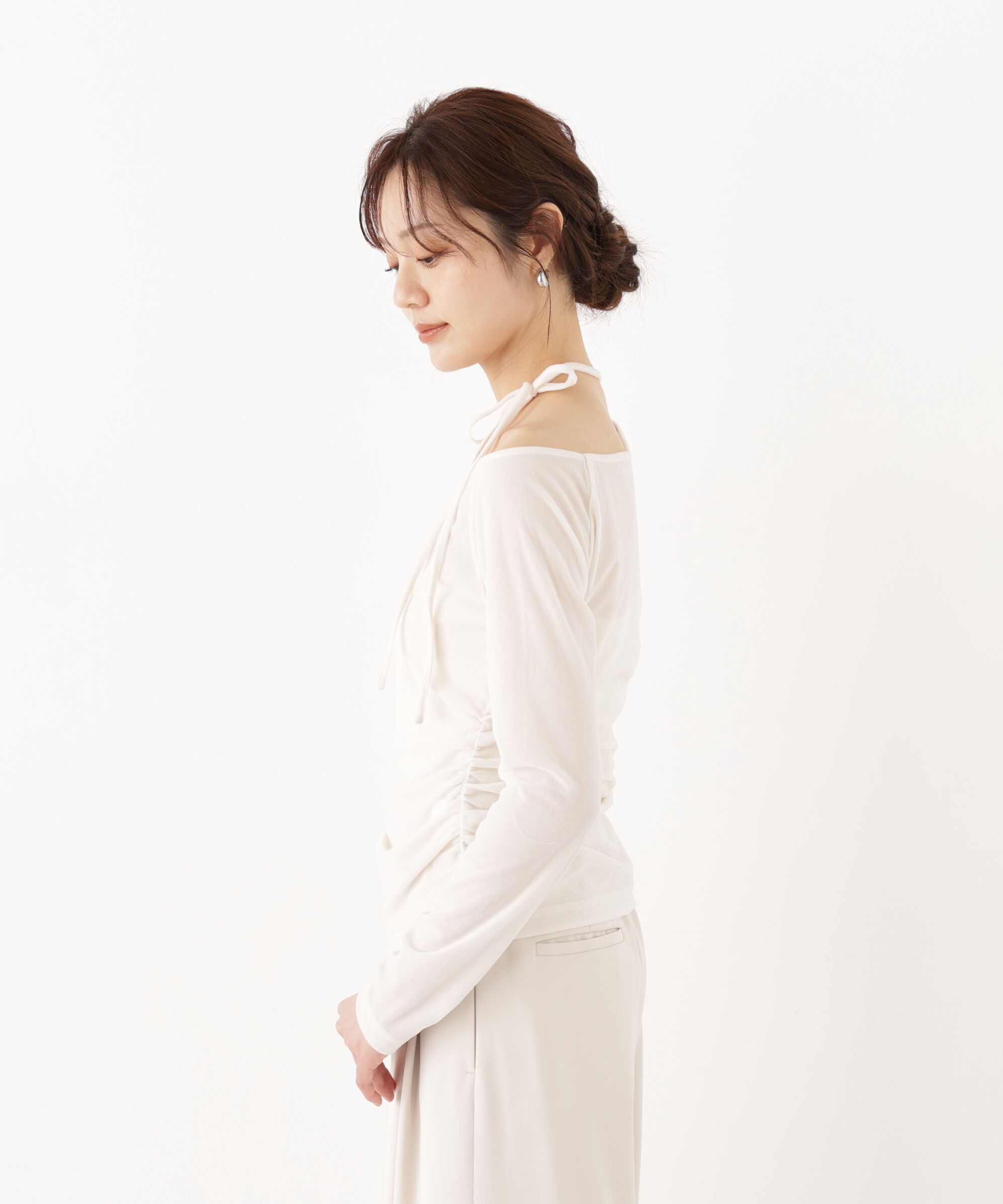 「＜a/mie＞リボンシアーベロアカットソー 26AW」|Tシャツ・カットソー|
