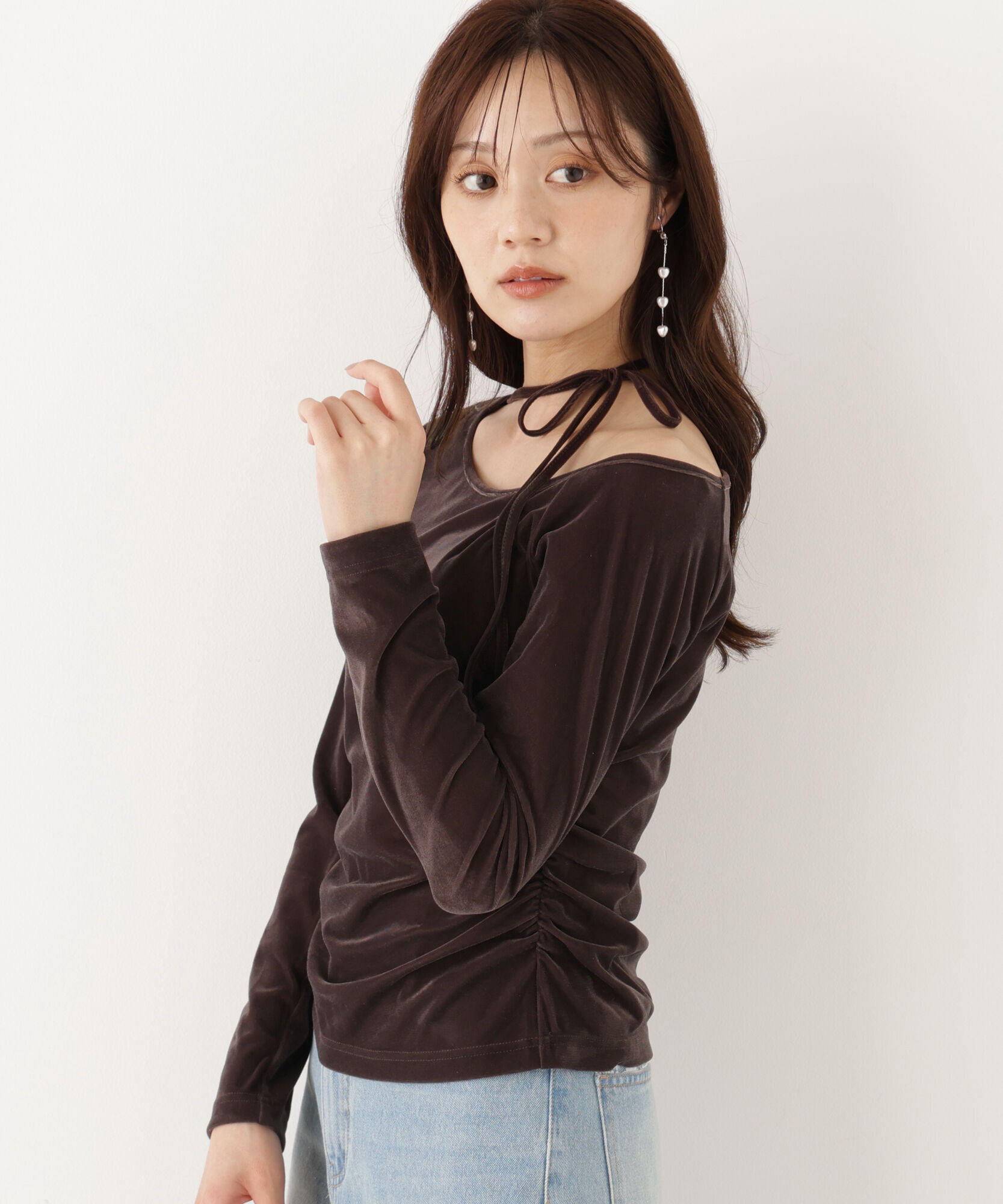  「＜a/mie＞リボンシアーベロアカットソー 26AW」|Tシャツ・カットソー|