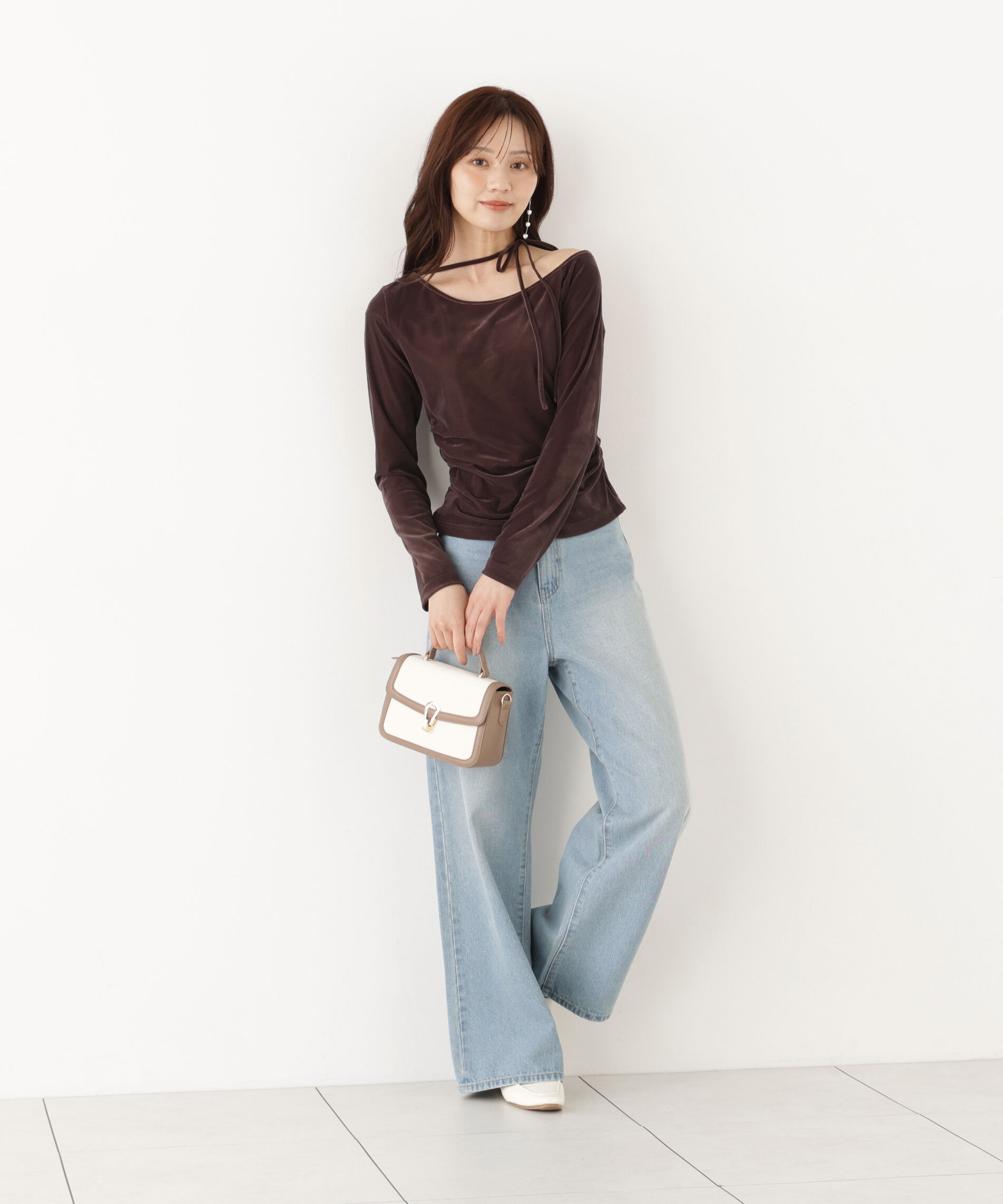  「＜a/mie＞リボンシアーベロアカットソー 26AW」|Tシャツ・カットソー|